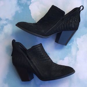 Jeffrey Campbell Suede Rosalie Bootie, black heel, 8.5, never worn 🥾